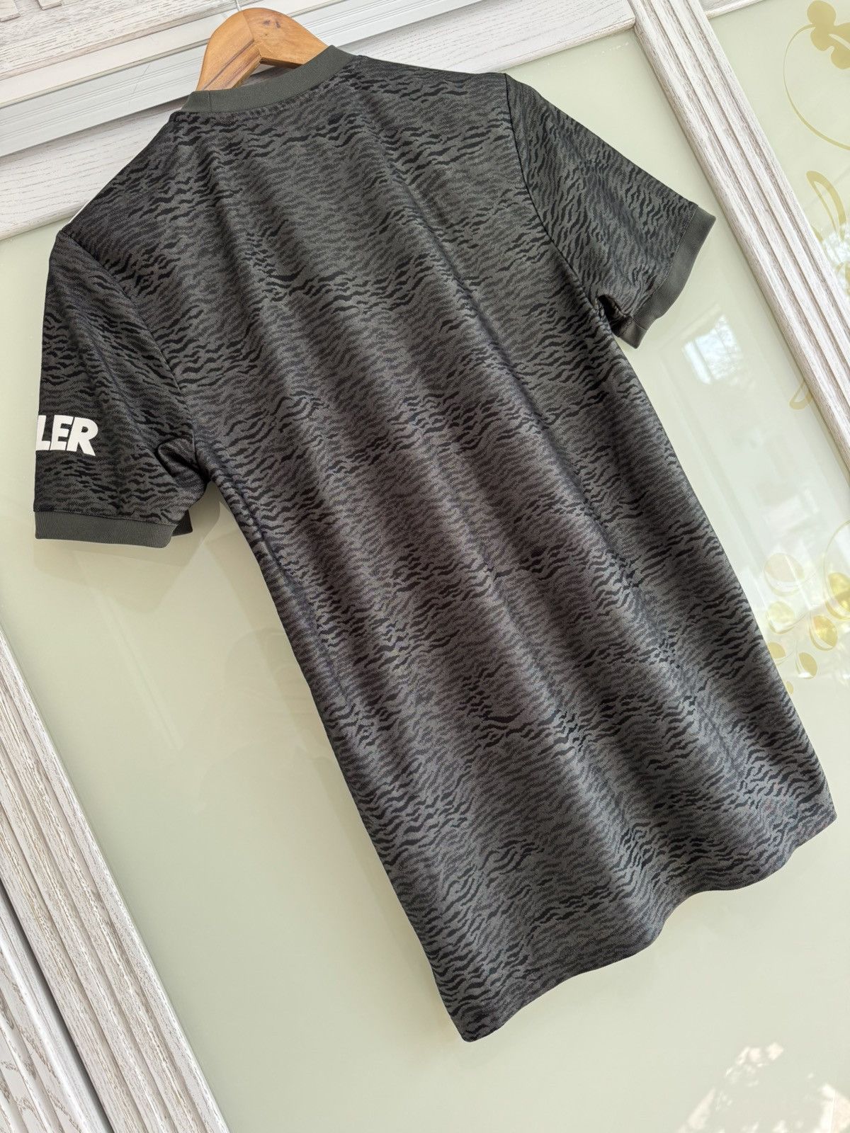 Adidas Manchester United 2020-2021 Away Soccer Jersey Football Kit Size US S / EU 44-46 / 1 - 9 Thumbnail