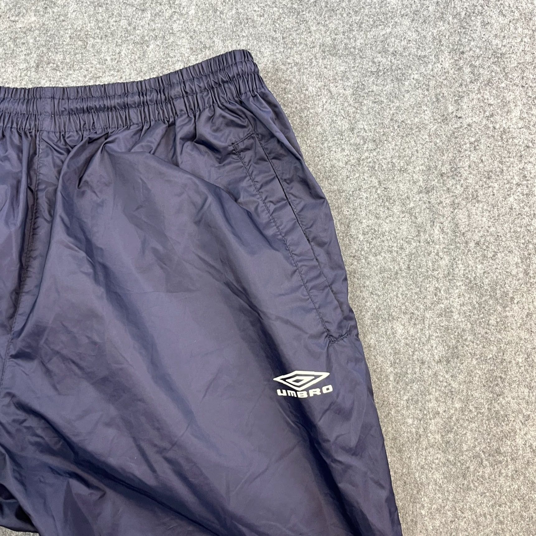 Umbro VINTAGE Umbro Track Pants Windbreaker Large Blue Diamond Logo 90s Retro Mens Trousers Blue 90s Mens Size US 33 - 7 Thumbnail