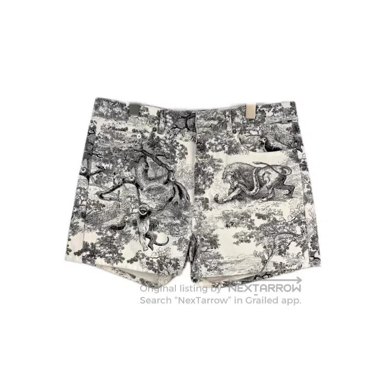 Dior Dior Black and white jungle animal denim cotton shorts Size 26" / US 2 / IT 38 - 1 Thumbnail