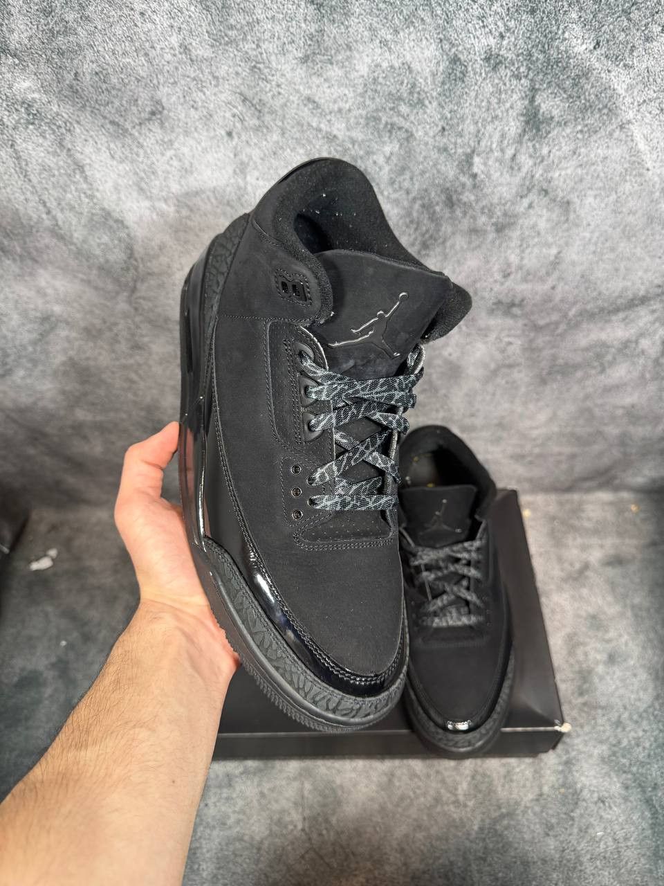 Jordan Brand Size 11.5 | Jordan 3 Black Cat With Box | Pre-Owned Size US 11.5 / EU 44-45 - 1 Thumbnail