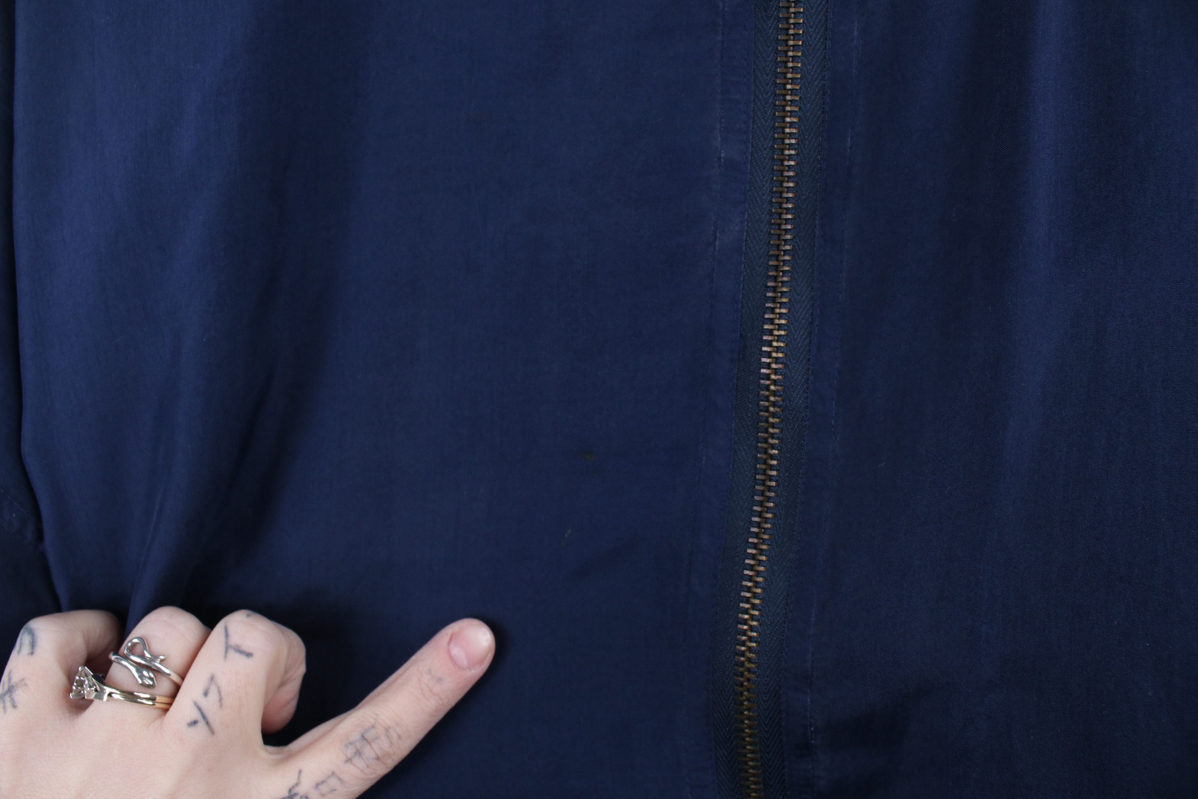 Vintage Vintage 90s Streetwear Silk Full Zip Bomber Jacket Navy Blue Size US L / EU 52-54 / 3 - 4 Thumbnail