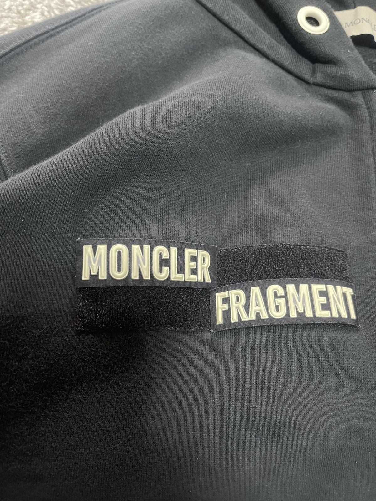 Fragment Design × Moncler MONCLER FRAGMENT ZIP HOODIE WORLD TOUR 2019 SIZE M-L Size US L / EU 52-54 / 3 - 10 Thumbnail