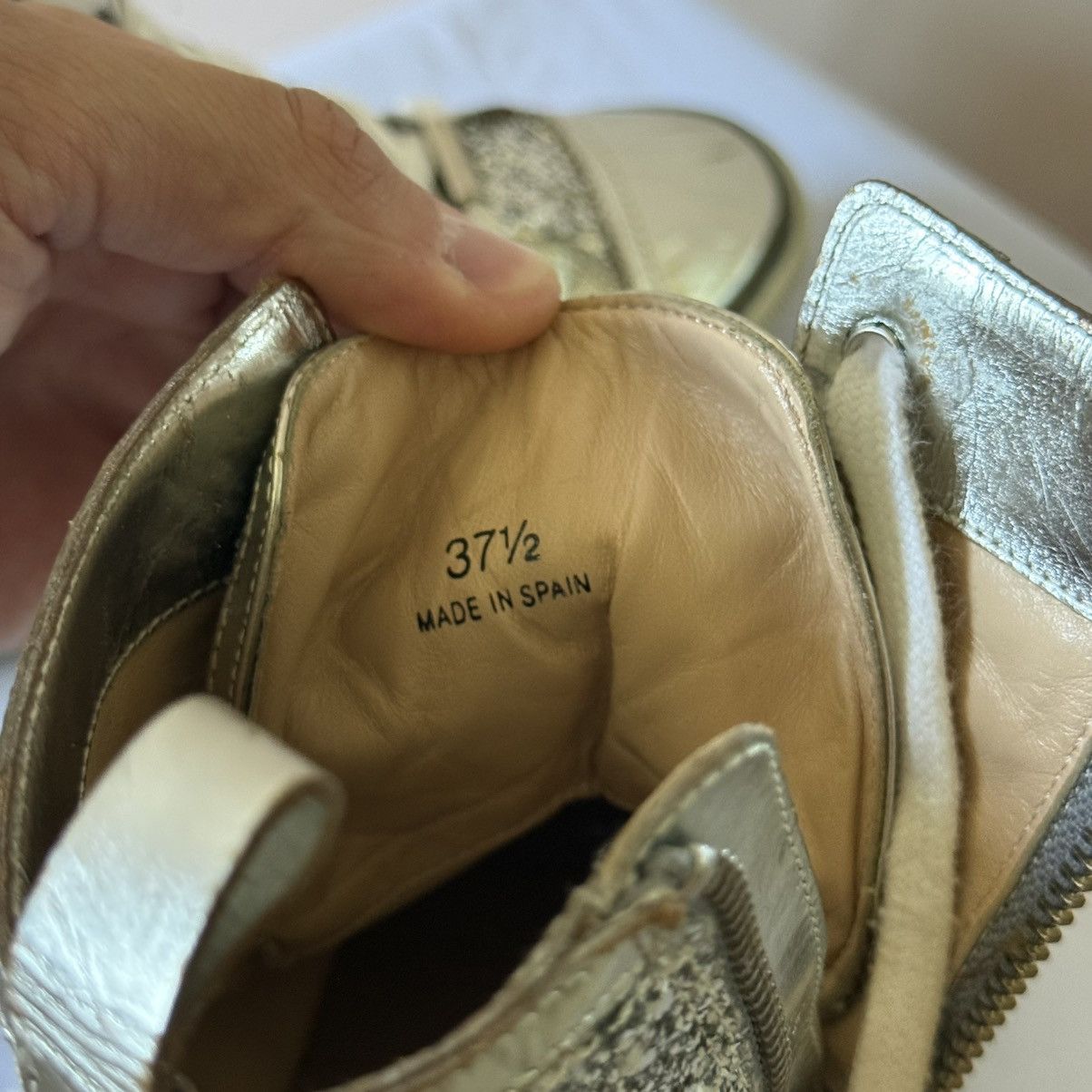 Jimmy Choo Jimmy Choo Silver Glitter High Top Sneakers Shoes Size US 7.5 / IT 37.5 - 12 Thumbnail