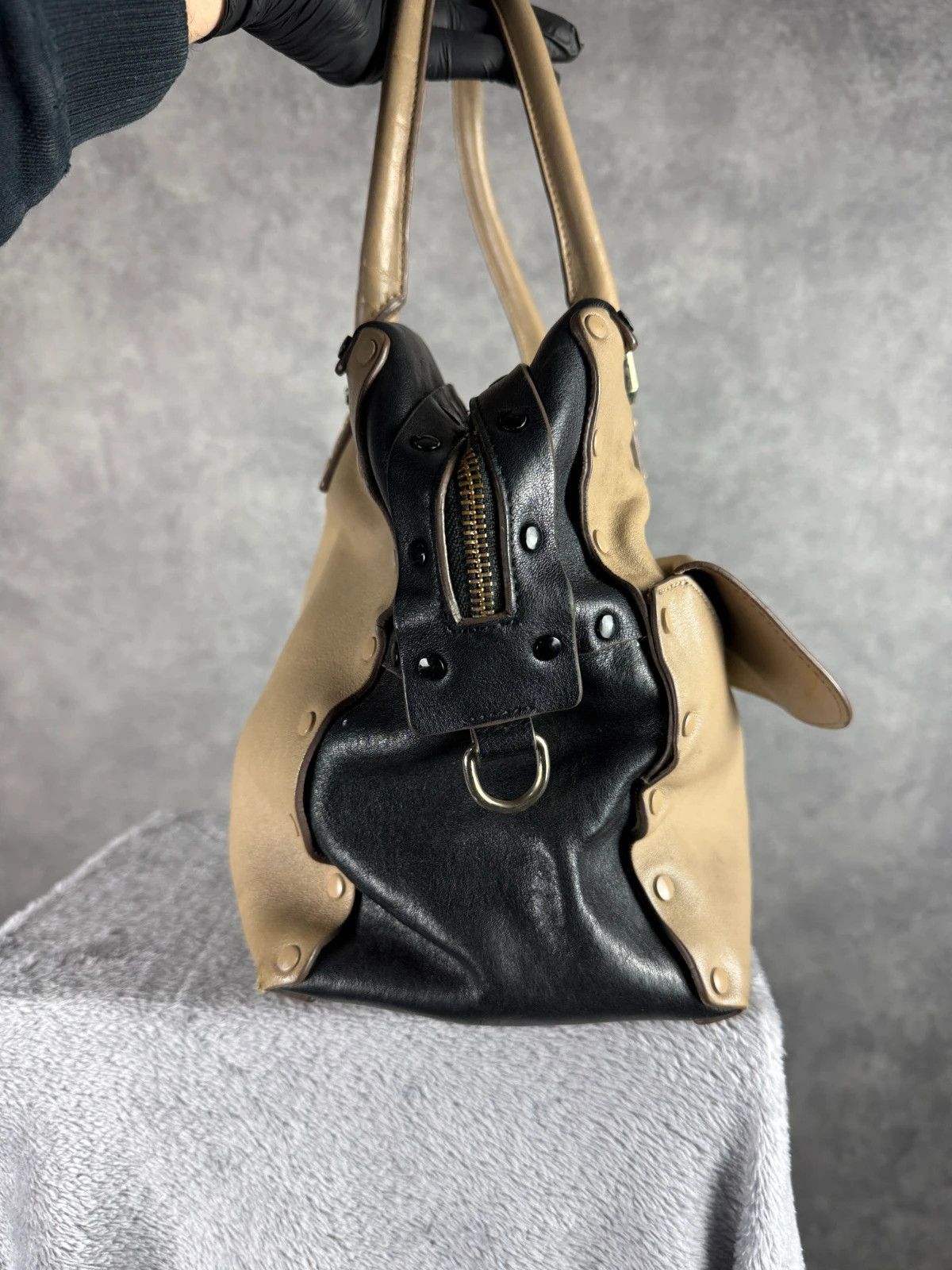 Anya Hindmarch Anya Hindmarch Leather Handbag Brown Black Logo Lock Size ONE SIZE - 10 Thumbnail