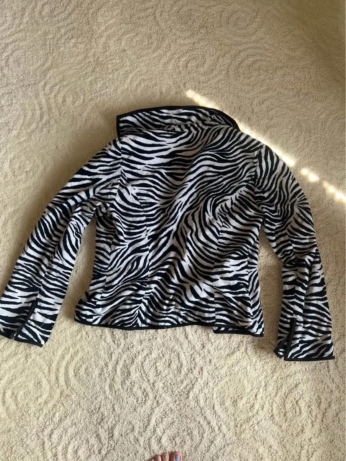 Designer Maggy London Zebra Print Blazer – Size 10 Bold Animal Print Size L / US 10 / IT 46 - 4 Thumbnail