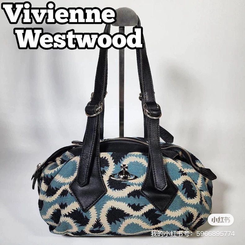 Vivienne Westwood Classic pirate handbag