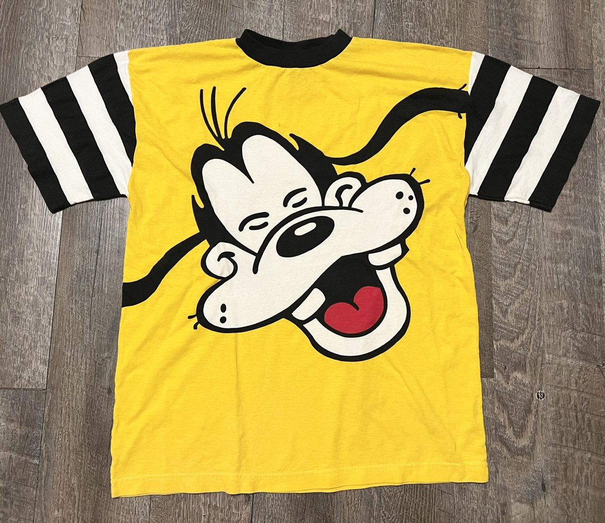 Disney × Vintage Vintage Disney JG Hook Goofy Shirt Size US L / EU 52-54 / 3 - 1 Thumbnail