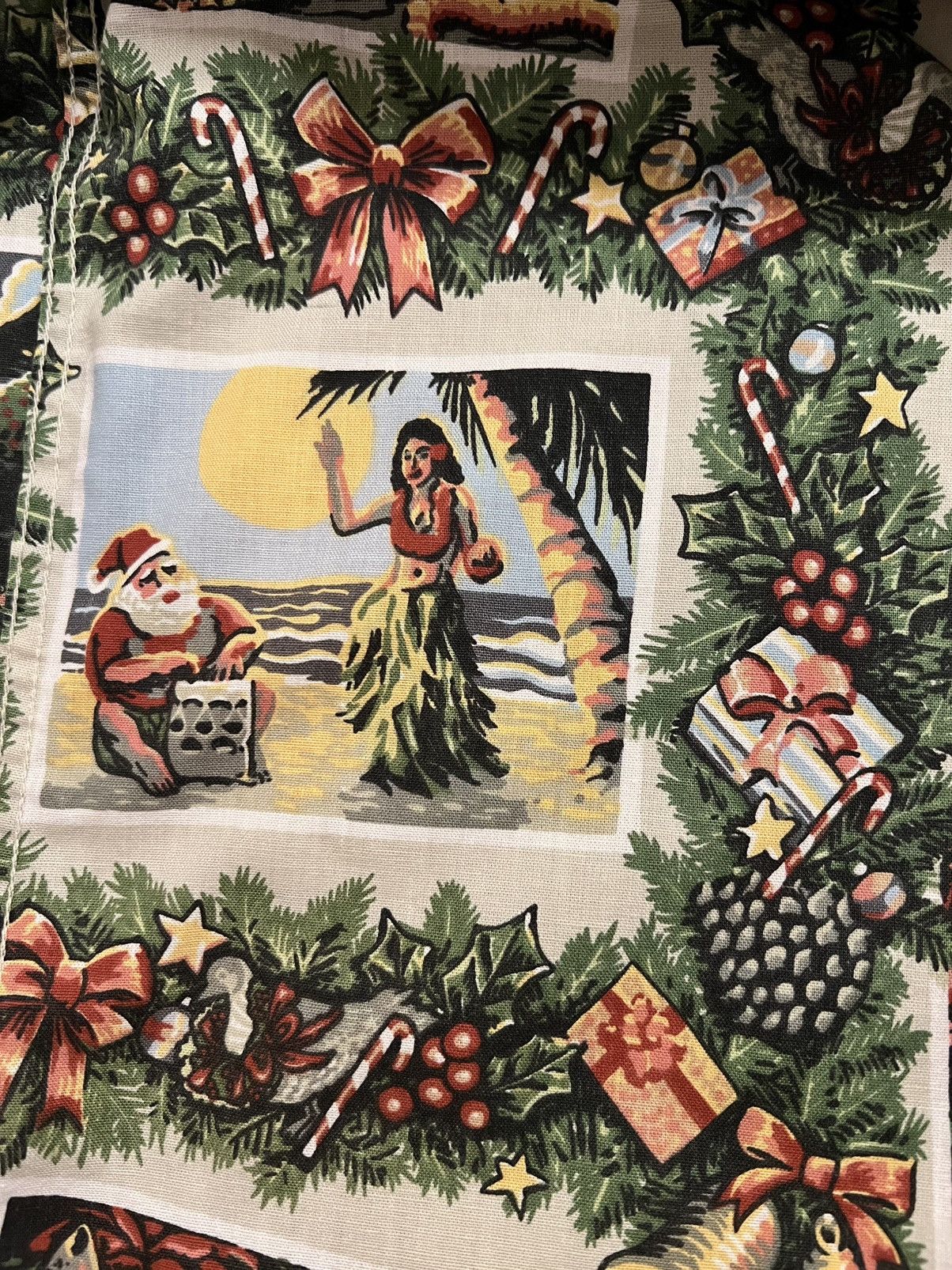 Reyn Spooner Reyn Spooner Christmas Holiday Limited EDDYY Santa Island Size US XXL / EU 58 / 5 - 3 Thumbnail