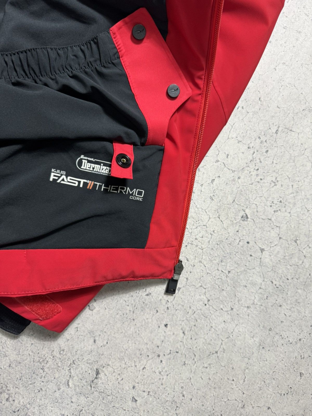KJUS Kjus Men Speed Reader Jacket Ski Red Size S Size US S / EU 44-46 / 1 - 8 Thumbnail