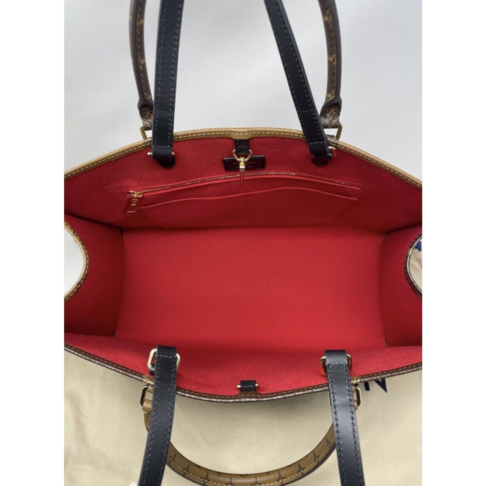 Louis Vuitton Louis Vuitton onthego GM Tote in Monogram Canvas Brand New Size ONE SIZE - 8 Thumbnail