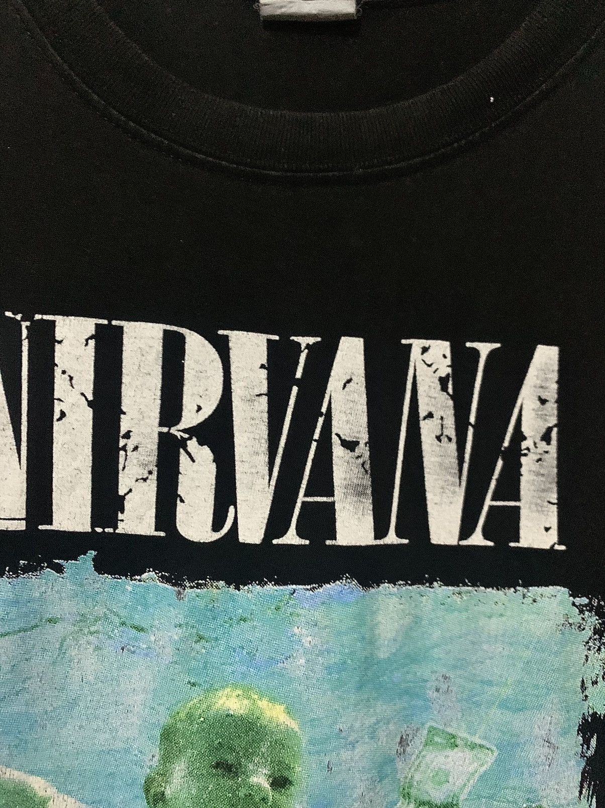 Band Tees Rare Vintage 2004 Nirvana “Nevermind” Tour tee T-Shirt Size US L / EU 52-54 / 3 - 4 Thumbnail