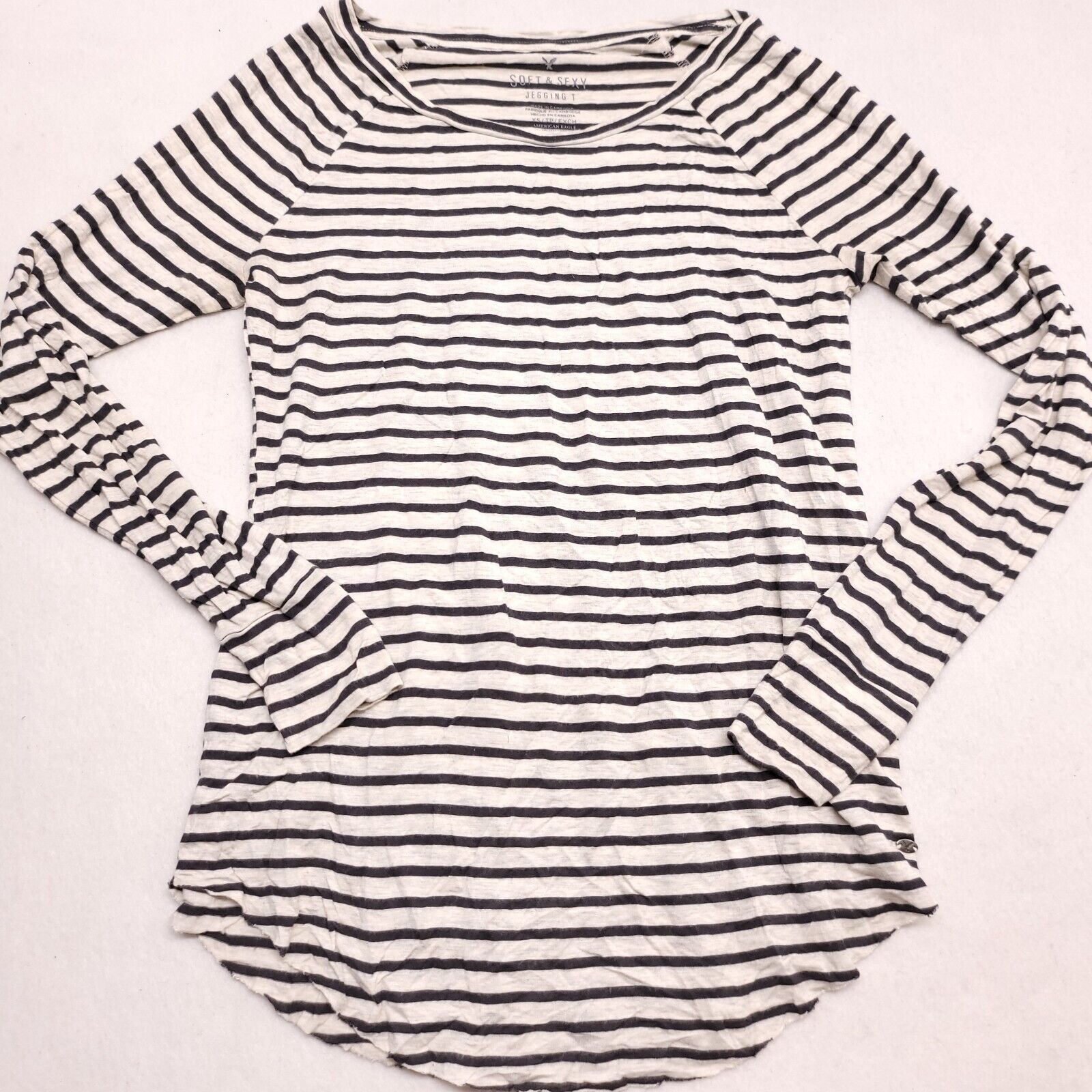 American Eagle Outfitters American Eagle Casual Pullover Shirt Womens Size XS Black Size XS / US 0-2 / IT 36-38 - 2 Thumbnail