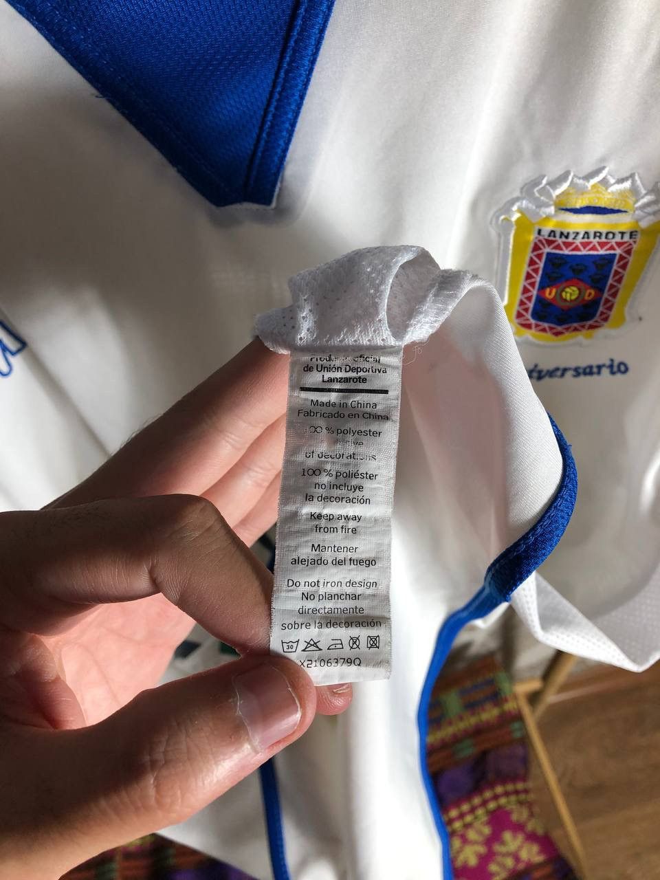 Vintage UNION DEPORTIVA LANZAROTE RETRO SOCCER JERSEY BLOKE Y2K 90s Size US L / EU 52-54 / 3 - 8 Thumbnail