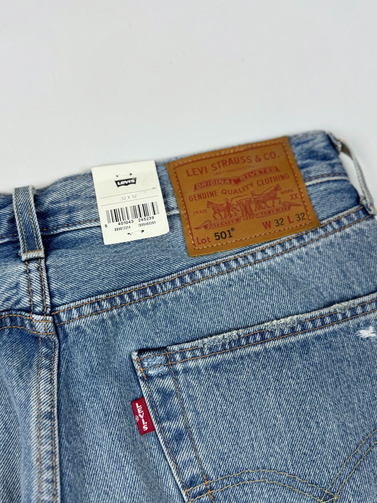 Levi's NWT Levi’s 501 Distressed Repaired Washed Denim Jeans Size US 32 / EU 48 - 15 Thumbnail