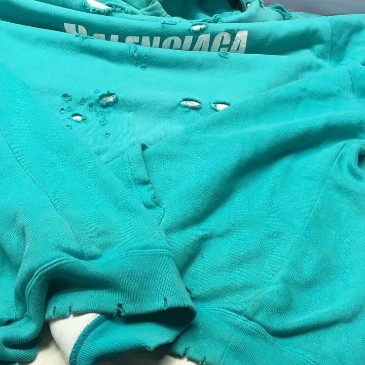 Balenciaga Balenciaga Distressed Hoodie in Sky Blue 0079-2507 Size US S / EU 44-46 / 1 - 5 Thumbnail