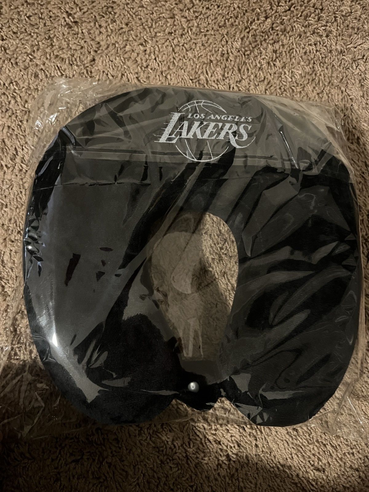 NBA Lakers neck pillow Size ONE SIZE - 1 Preview