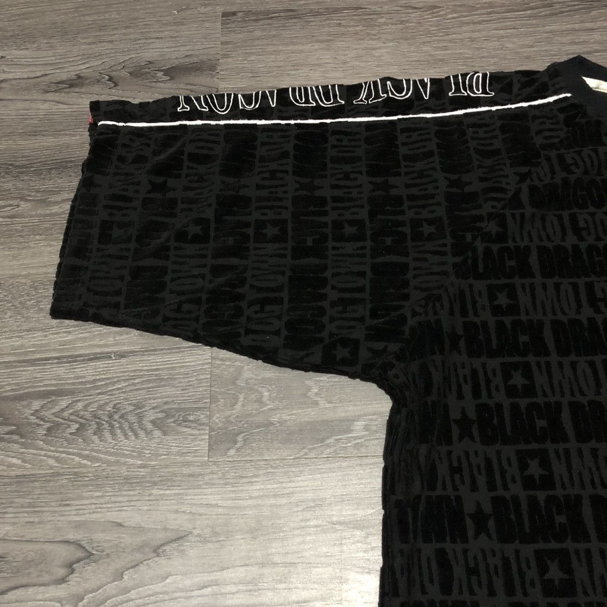 Dogtown DOG TOWN BLACK DRAGON Vintage Velour Embroidered Tee Size US XL / EU 56 / 4 - 16 Thumbnail
