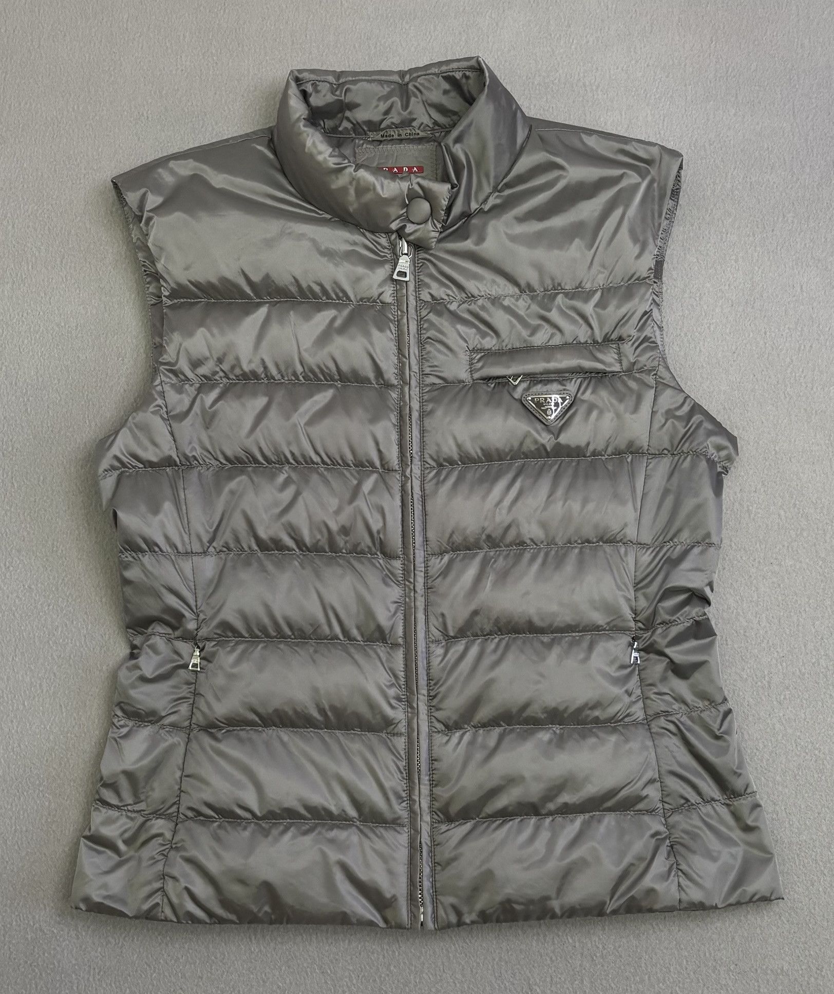 Prada Prada vest size 42 Size M / US 6-8 / IT 42-44 - 3 Thumbnail