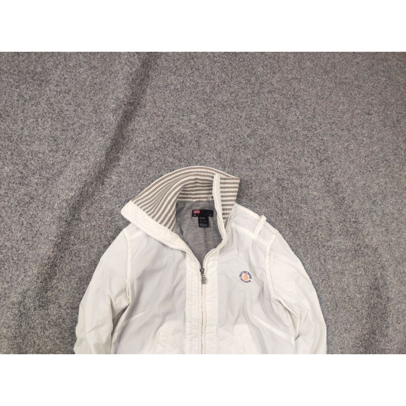 Diesel VINTAGE Diesel White Nylon Jacket Casual Bomber Shirt Mens S White Logo 90s 2000s Opium Size US S / EU 44-46 / 1 - 2 Thumbnail