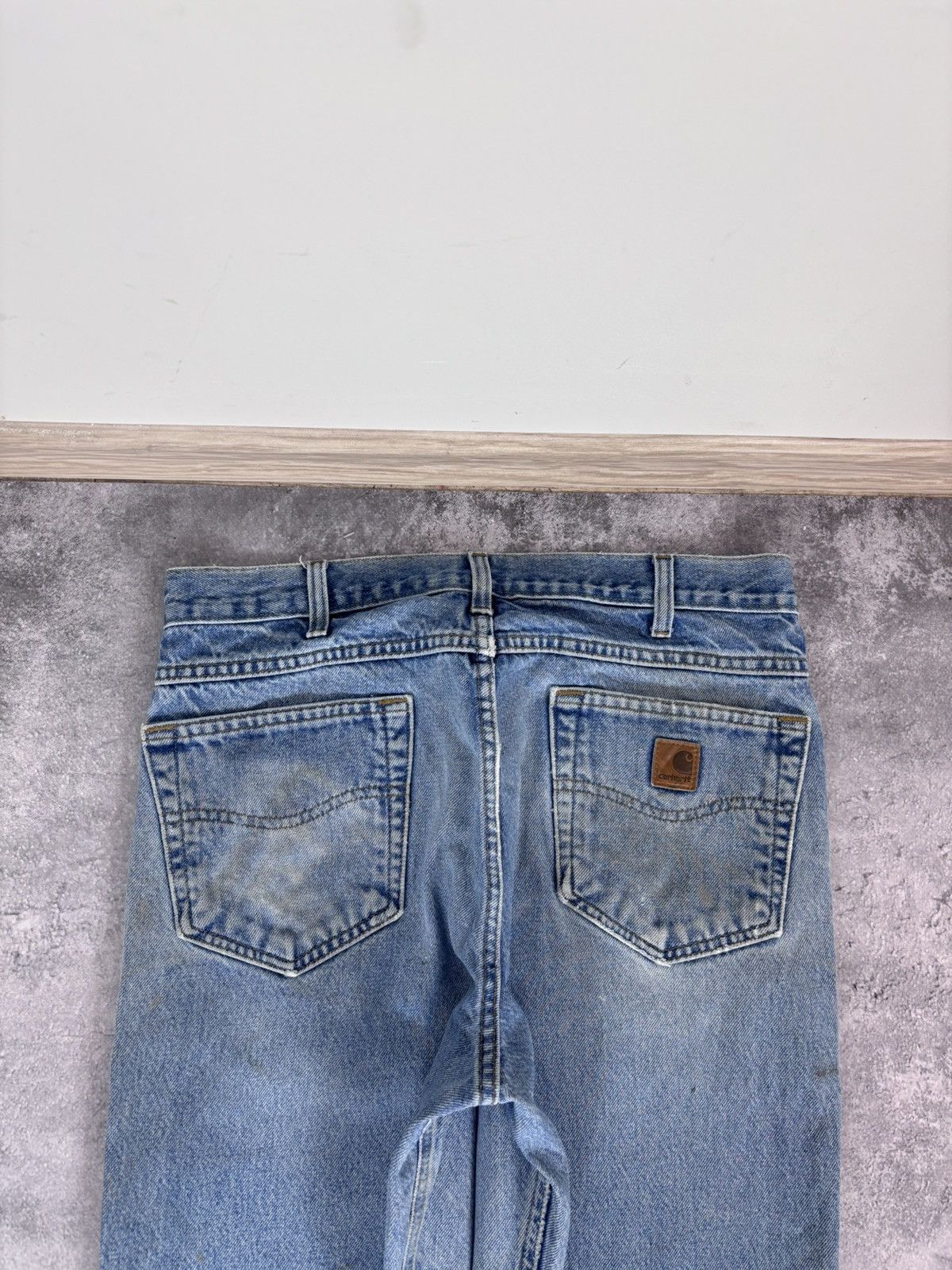 Carhartt Carhartt Men’s Denim Jeans Faded Blue Distressed Workwear Size US 34 / EU 50 - 6 Thumbnail