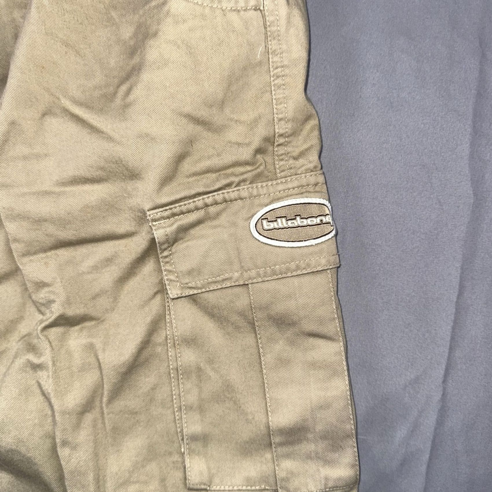 Billabong VINTAGE Billabong Cargo Shorts Mens XL Khaki Size US 36 / EU 52 - 4 Thumbnail