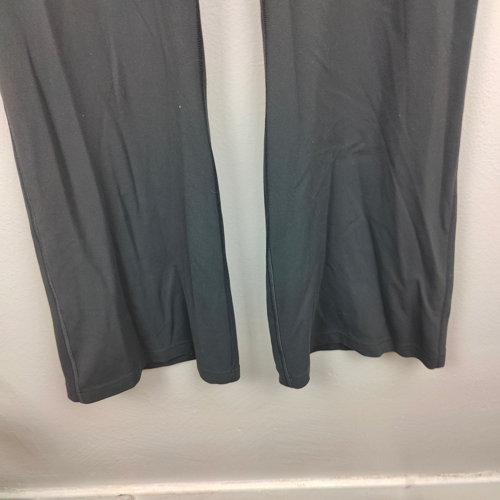Lululemon Lululemon Groove Super-High-Rise Flared Pant Womens 14 Nulu Size 36" / US 14 / IT 50 - 4 Thumbnail
