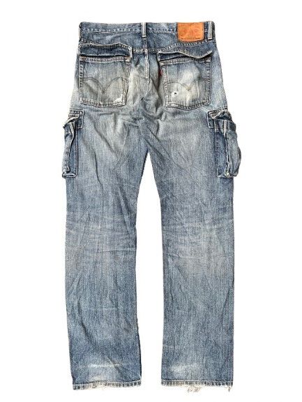 Levi's VINTAGE LEVIS CARGO JEANS BAGGY STYLE BONDAGE DISTRESSED Size US 35 - 3 Thumbnail
