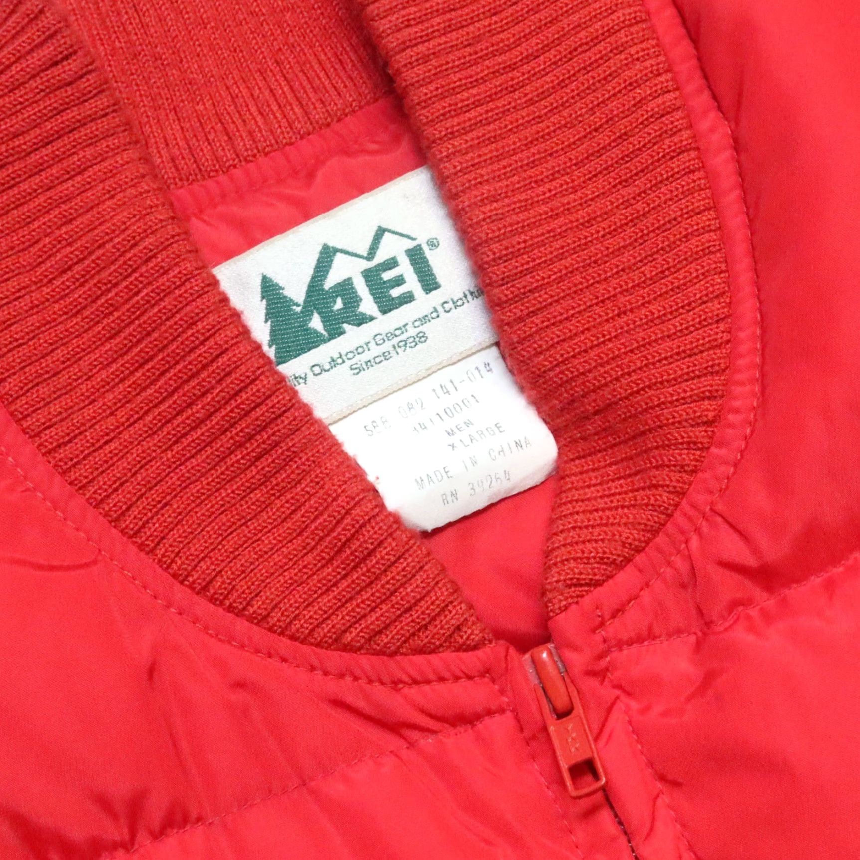 Vintage VINTAGE REI Quilted Puffer Vest Mens XL Red Vintage 90s Mountaineering Hiking Vest Size US XL / EU 56 / 4 - 4 Thumbnail