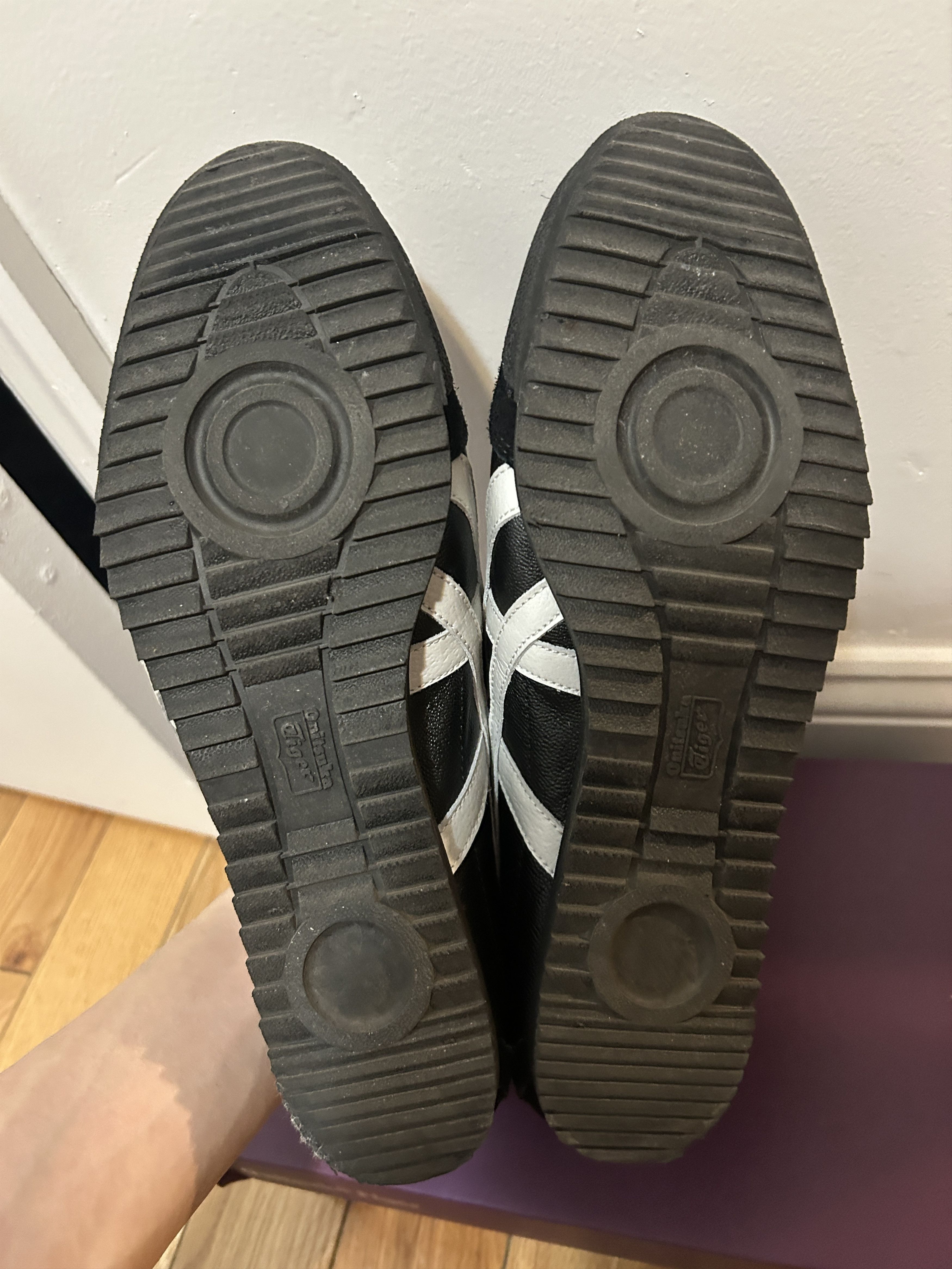 Onitsuka Tiger Onitsuka Tiger Nippon Made Mexico 66 Black White Size US 8 / EU 41 - 5 Thumbnail