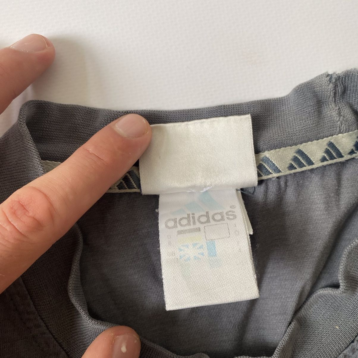 Adidas Adidas Vintage Y2K Tshirt Oversize Fit Size US M / EU 48-50 / 2 - 4 Thumbnail