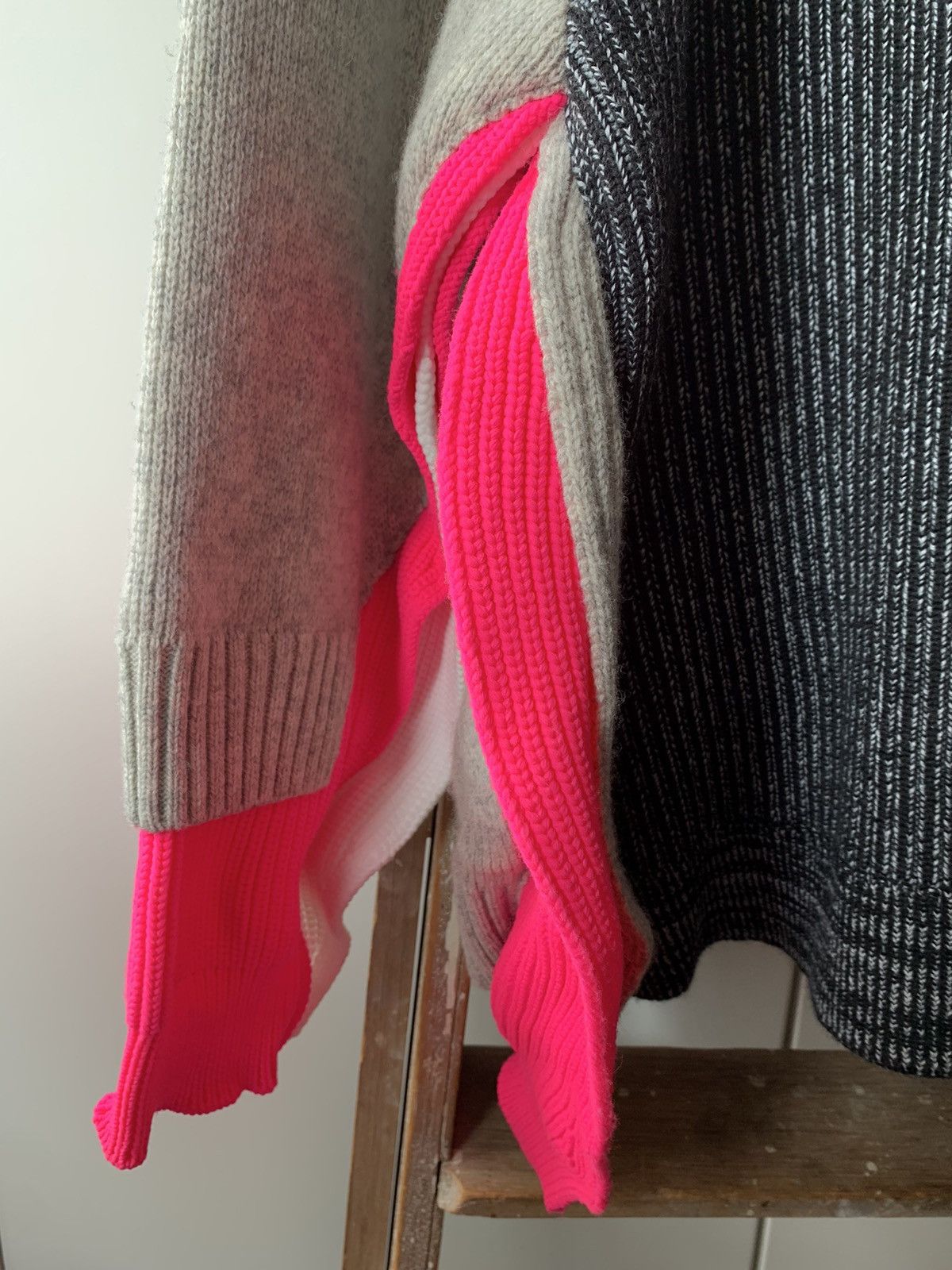 Balenciaga BALENCIAGA TRIPLE LAYER TURTLENECK SWEATER Size XS / US 0-2 / IT 36-38 - 7 Thumbnail