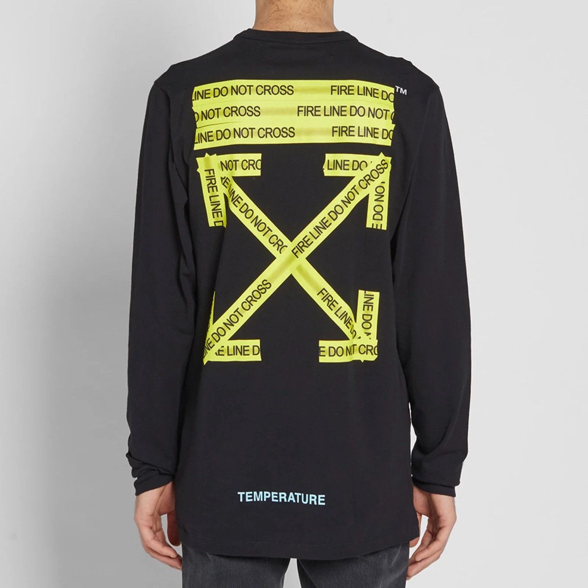 Off-White Off-White - Long Sleeve Firetape Tee Size US S / EU 44-46 / 1 - 24 Thumbnail