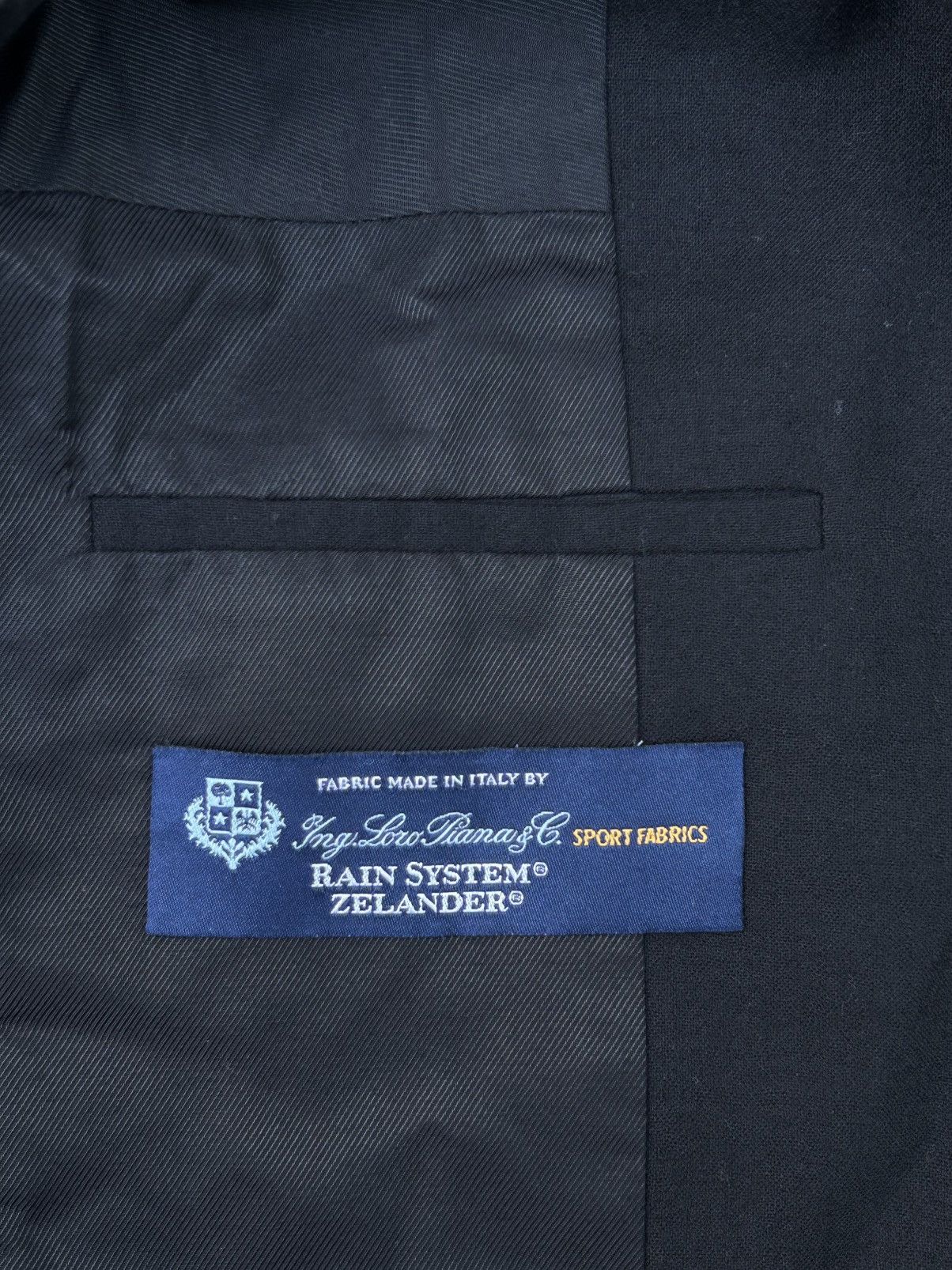 Kiko Kostadinov Kiko Kostadinov FW18 loro piana darted long jacket Size US M / EU 48-50 / 2 - 8 Thumbnail