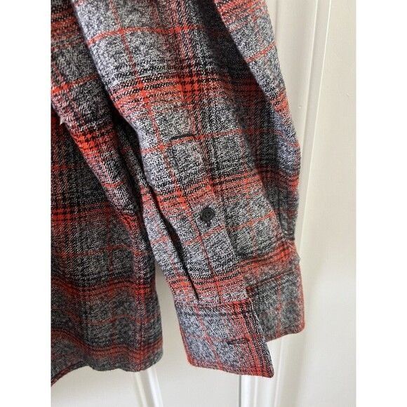 Calvin Klein Calvin Klein Mens Gray & Red Plaid Button-Up Long-Sleeve Shi Size US L / EU 52-54 / 3 - 4 Thumbnail