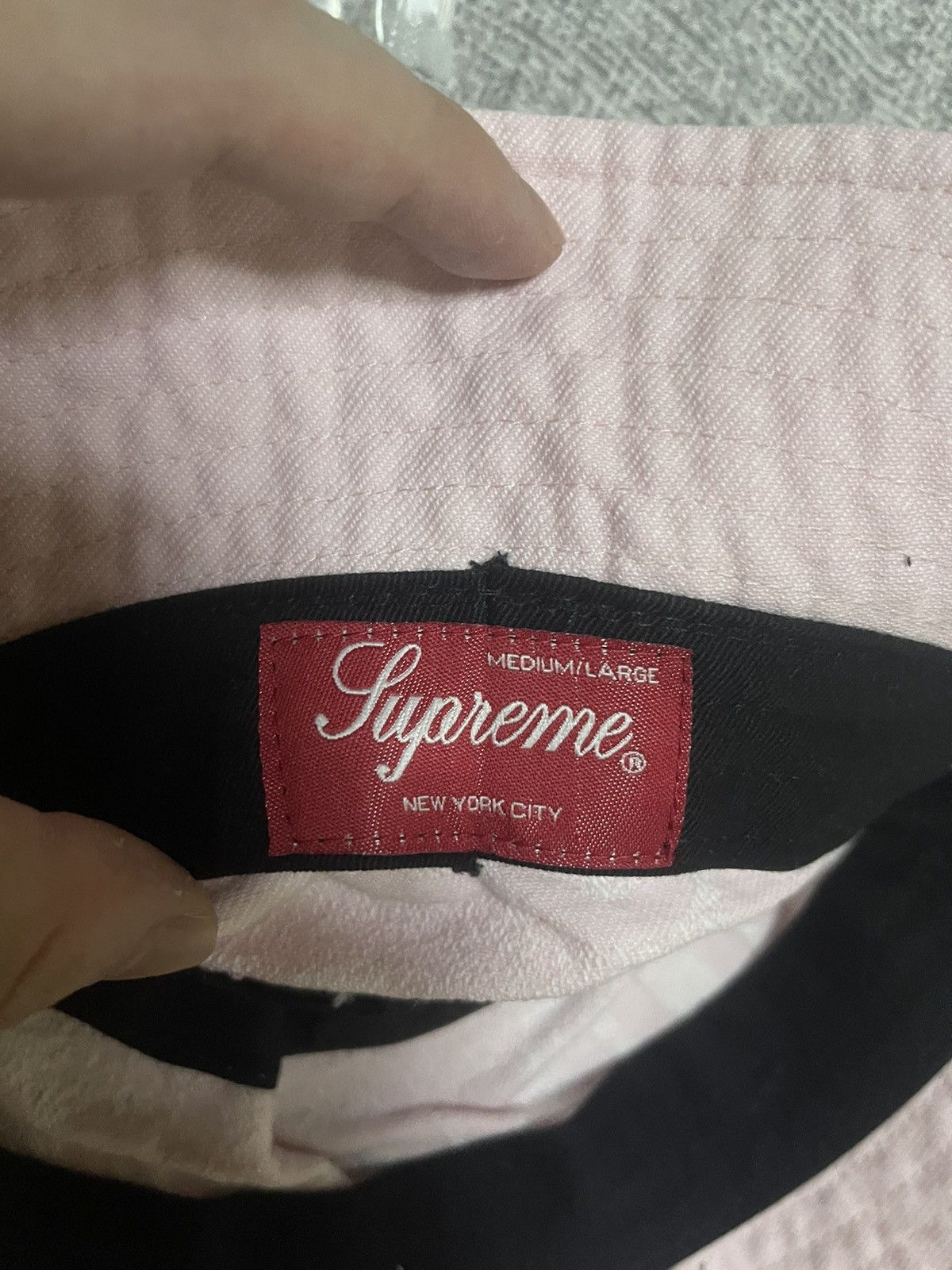 Supreme Supreme pink fade jacquard denim crusher m/l Size ONE SIZE - 2 Thumbnail