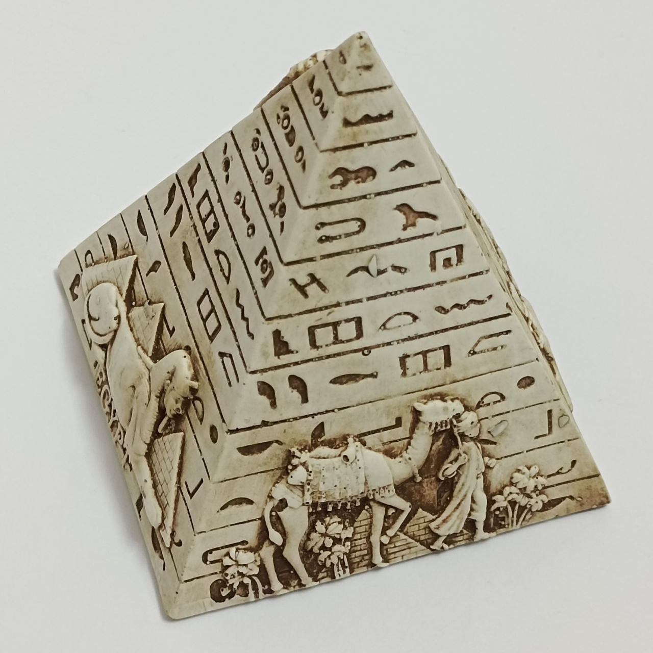 Handmade Egyptian pyramid statue souvenir, hieroglyph design Size ONE SIZE - 6 Thumbnail