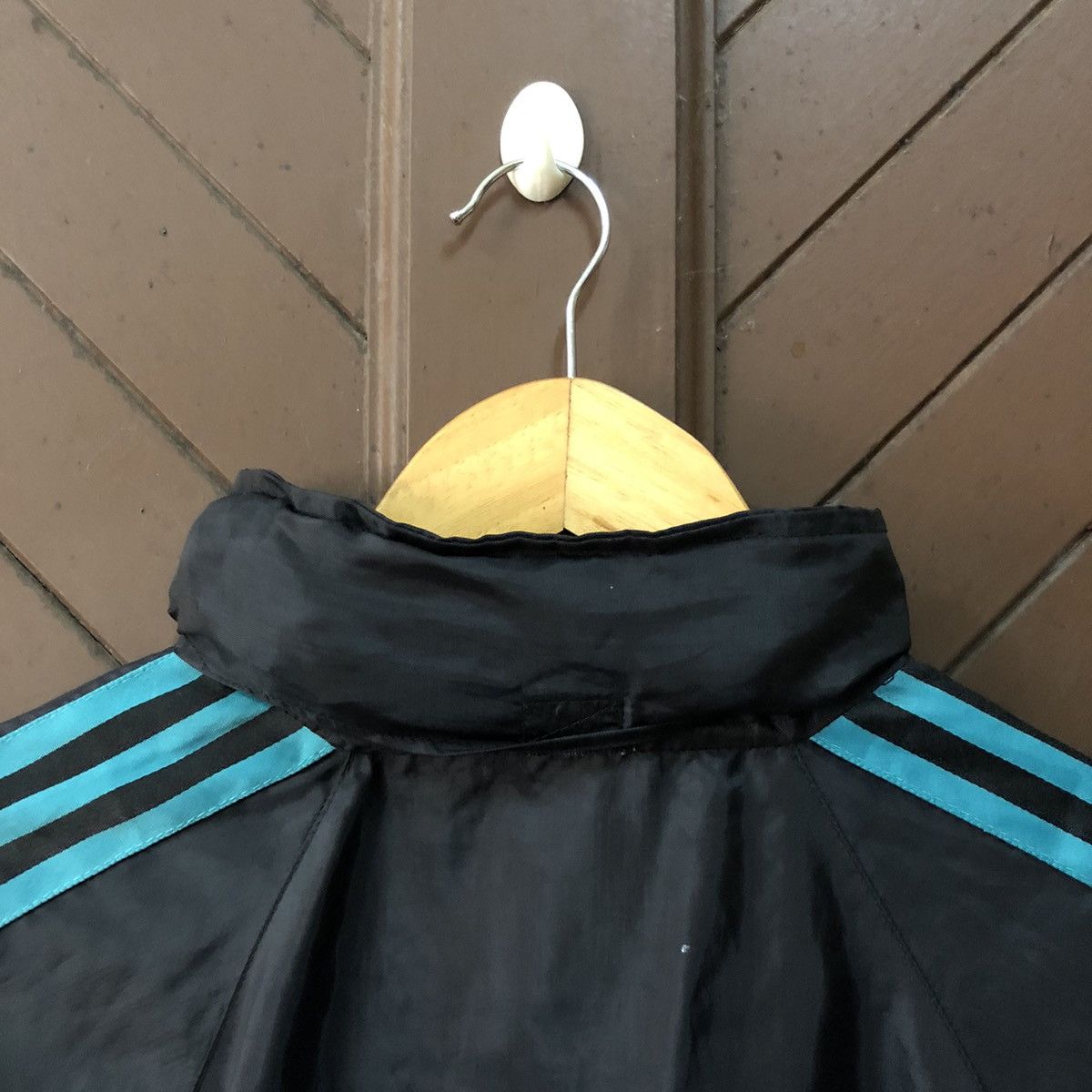 Adidas × Vintage Vintage Adidas Windbreaker Jacket Hoodie Size US L / EU 52-54 / 3 - 9 Thumbnail