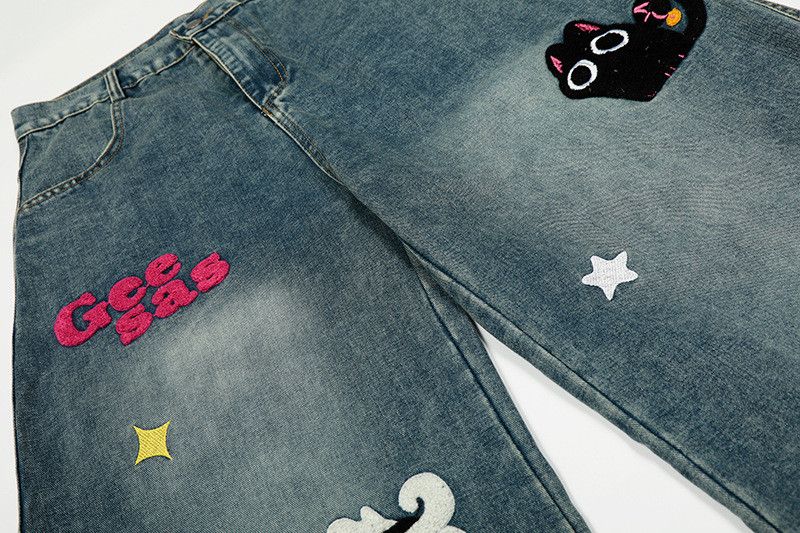 Japanese Brand Men's loose straight cartoon embroidered curved blade jeans Size US 32 / EU 48 - 4 Thumbnail