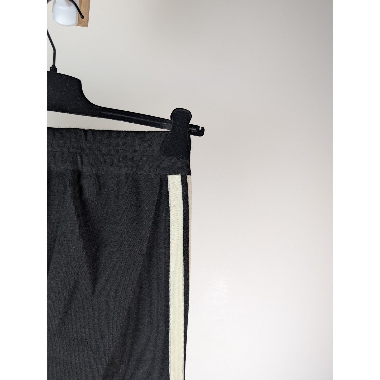 Palm Angels o1rshd1 Classic Logo Knit Track Pants in Black / Off White Size US 38 / EU 54 - 13 Thumbnail