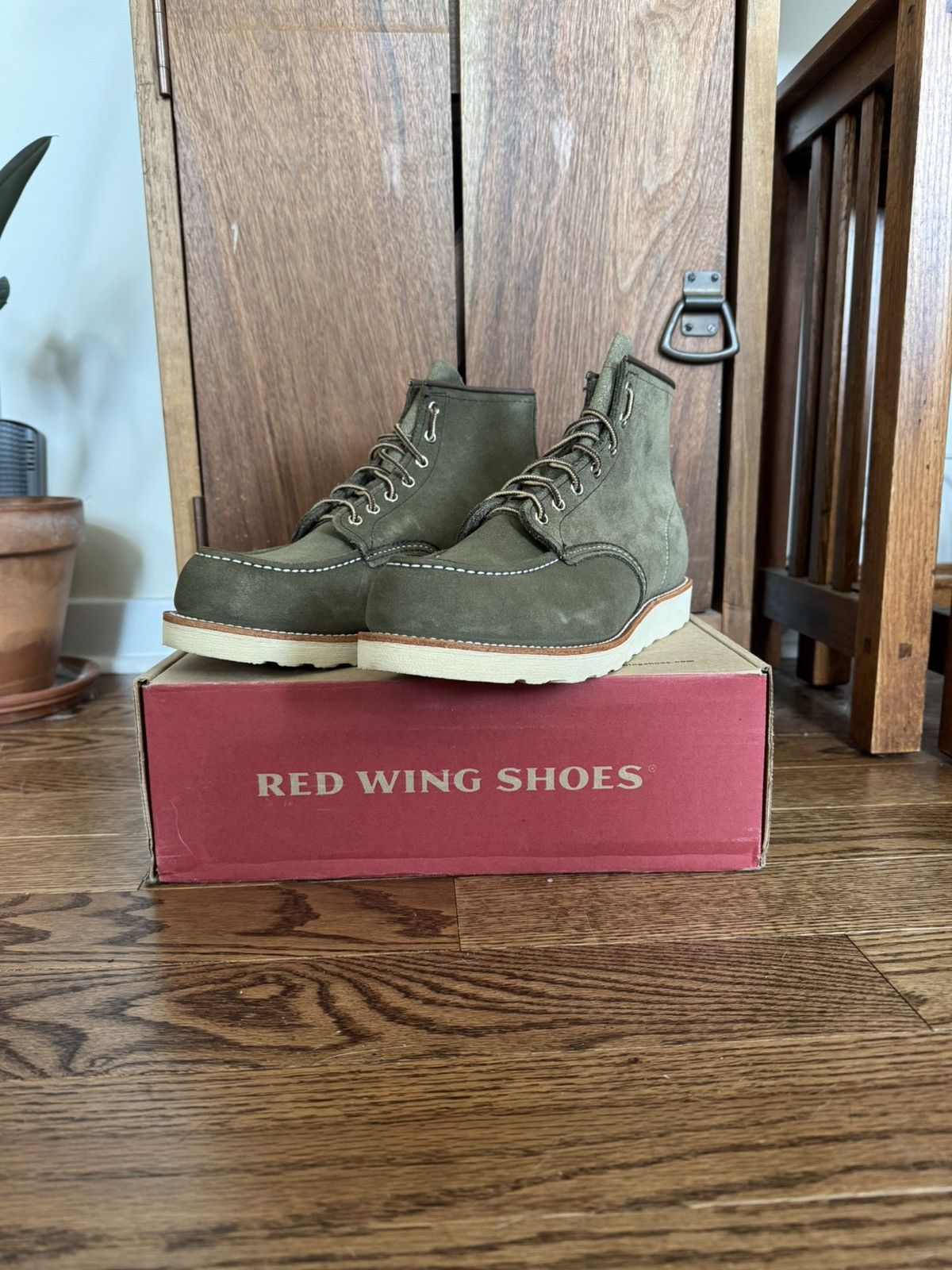 Red Wing Loden Abilene moc toe - 8857 Size US 11 / EU 44 - 1 Thumbnail