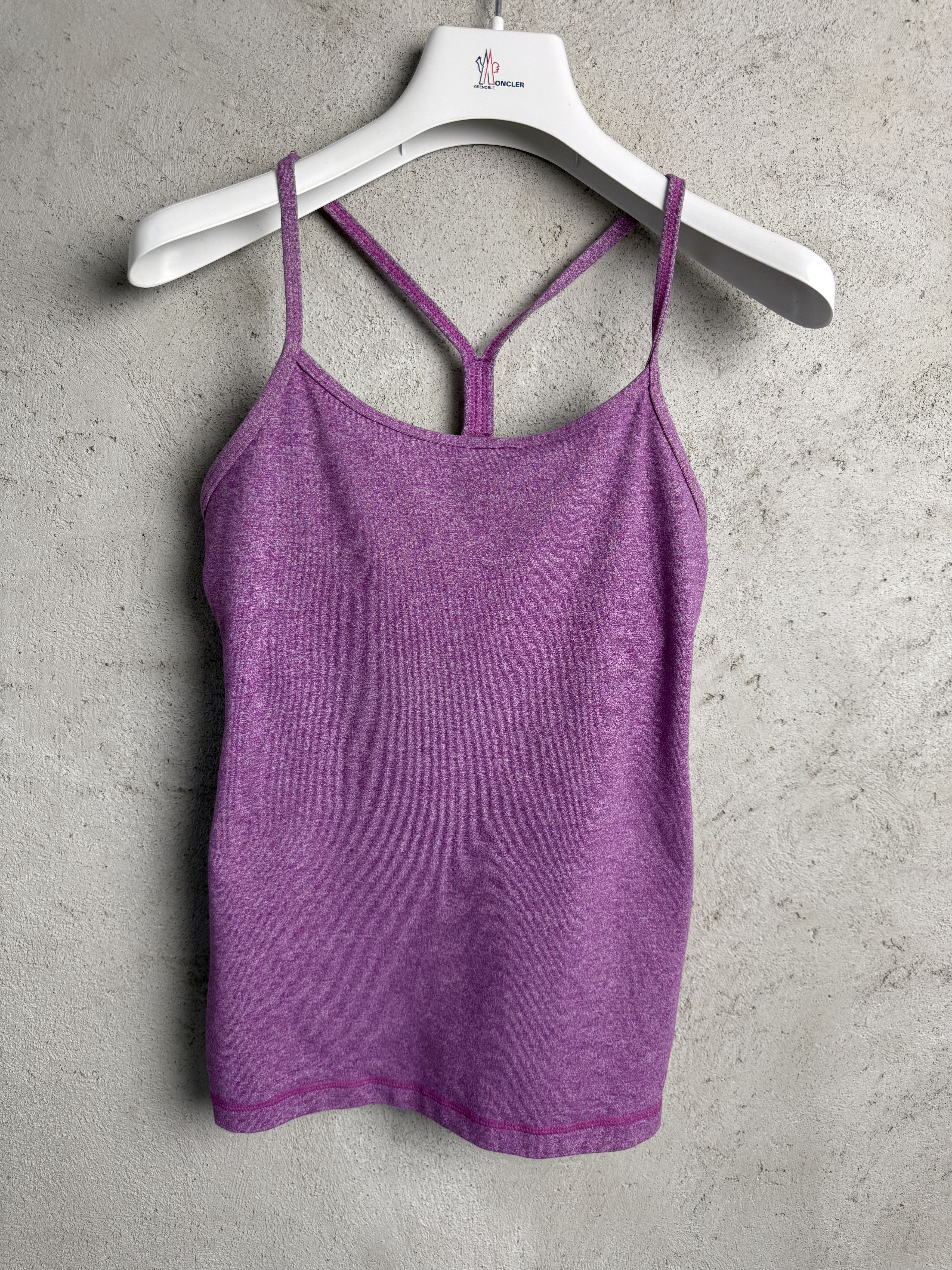 Lululemon Lululemon Power Y tank top t-shirt tee gym yoga pilates Size S / US 4 / IT 40 - 1 Thumbnail
