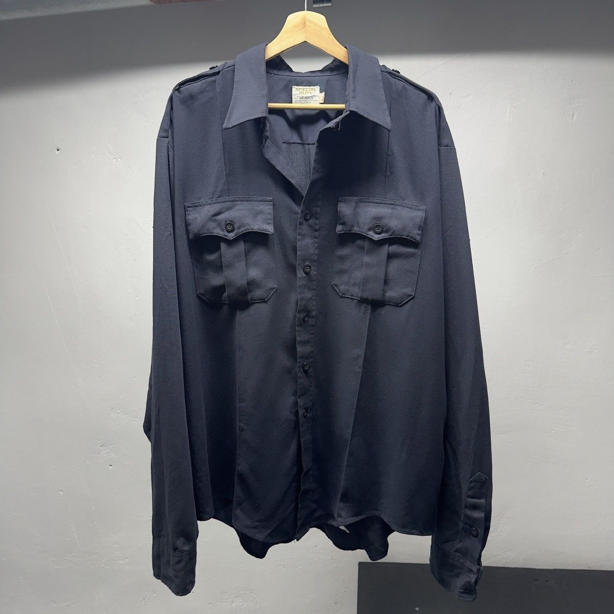 Vintage 70s 80s Faded Thrashed Security Uniform Shirt ERD Grunge Size US XXL / EU 58 / 5 - 2 Thumbnail