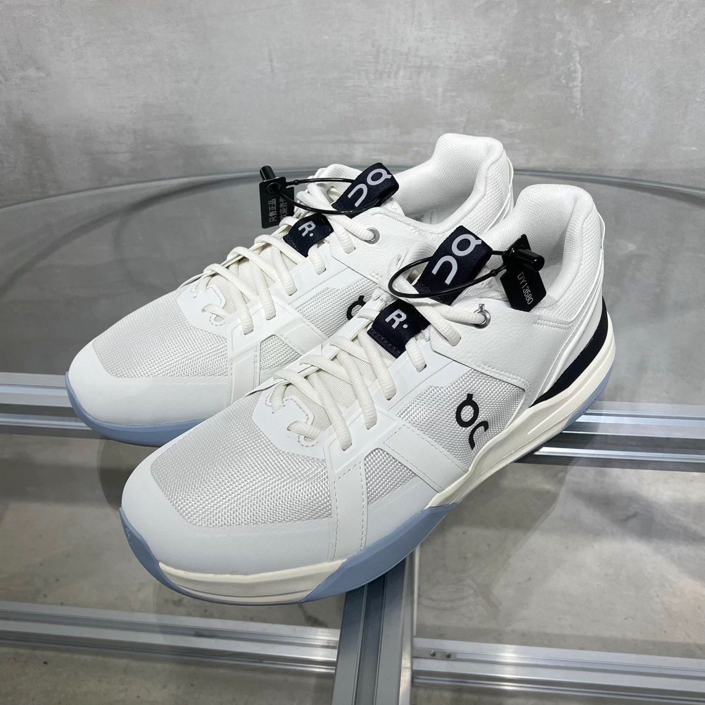 On On Running Shoes White/Blue EUR 43.5 Size US 10.5 / EU 43-44 - 2 Thumbnail