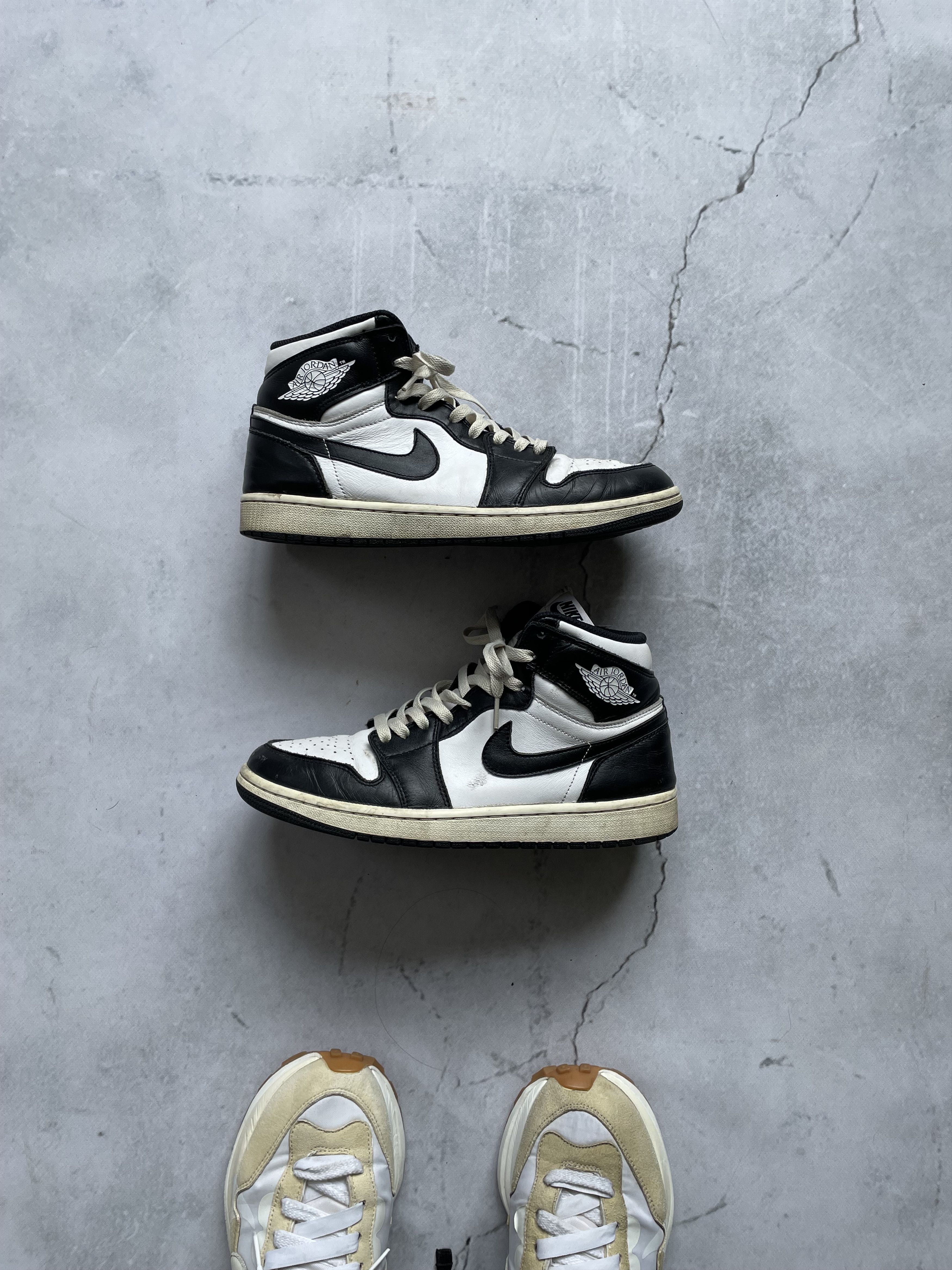 Nike Nike Air Jordan 1 High Black and White 2014 Size US 9.5 / EU 42-43 - 5 Thumbnail