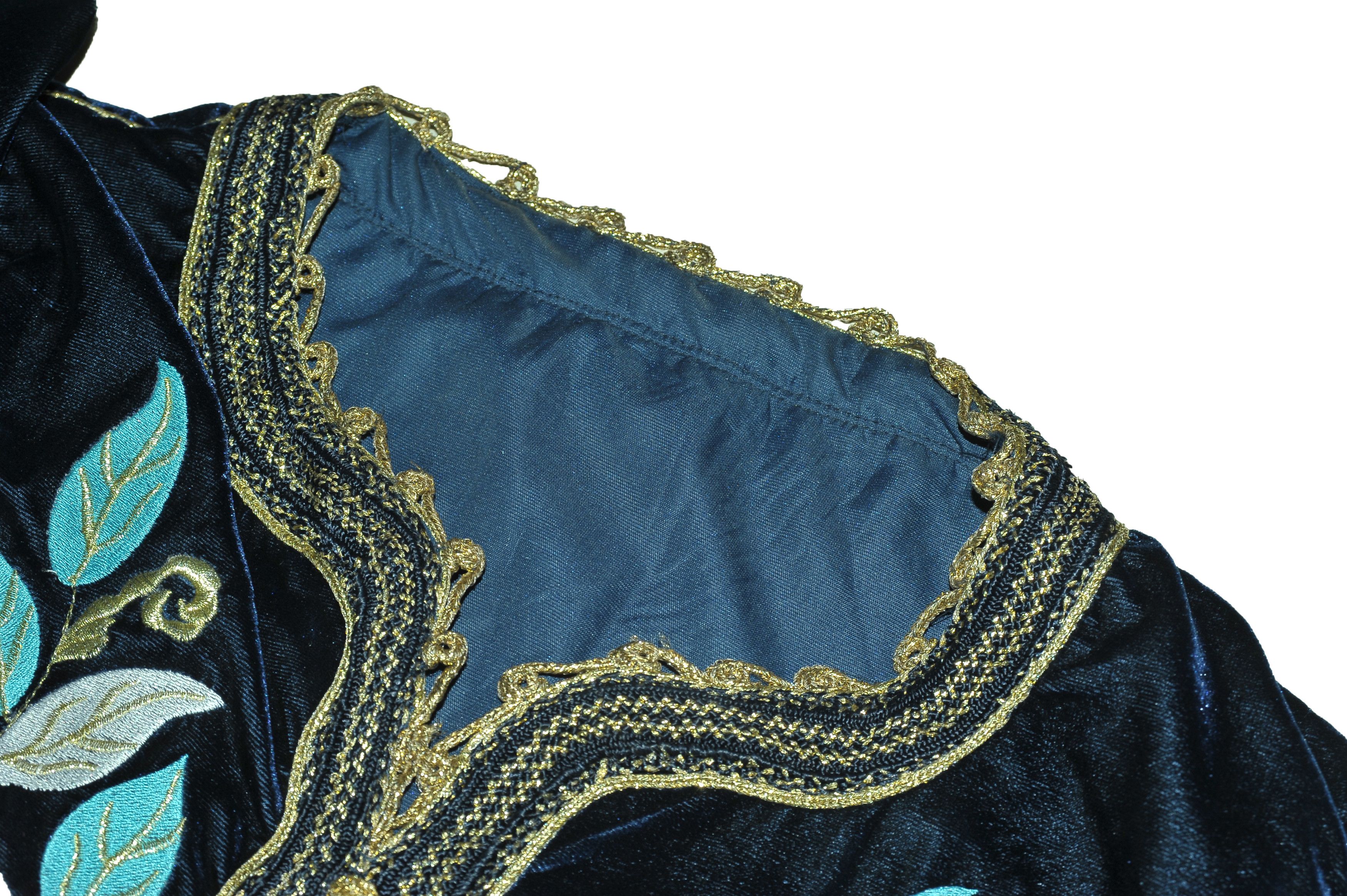 Vintage Vintage Moroccan Handmade Caftan Blue Velvet Flower Design Size M / US 6-8 / IT 42-44 - 4 Thumbnail