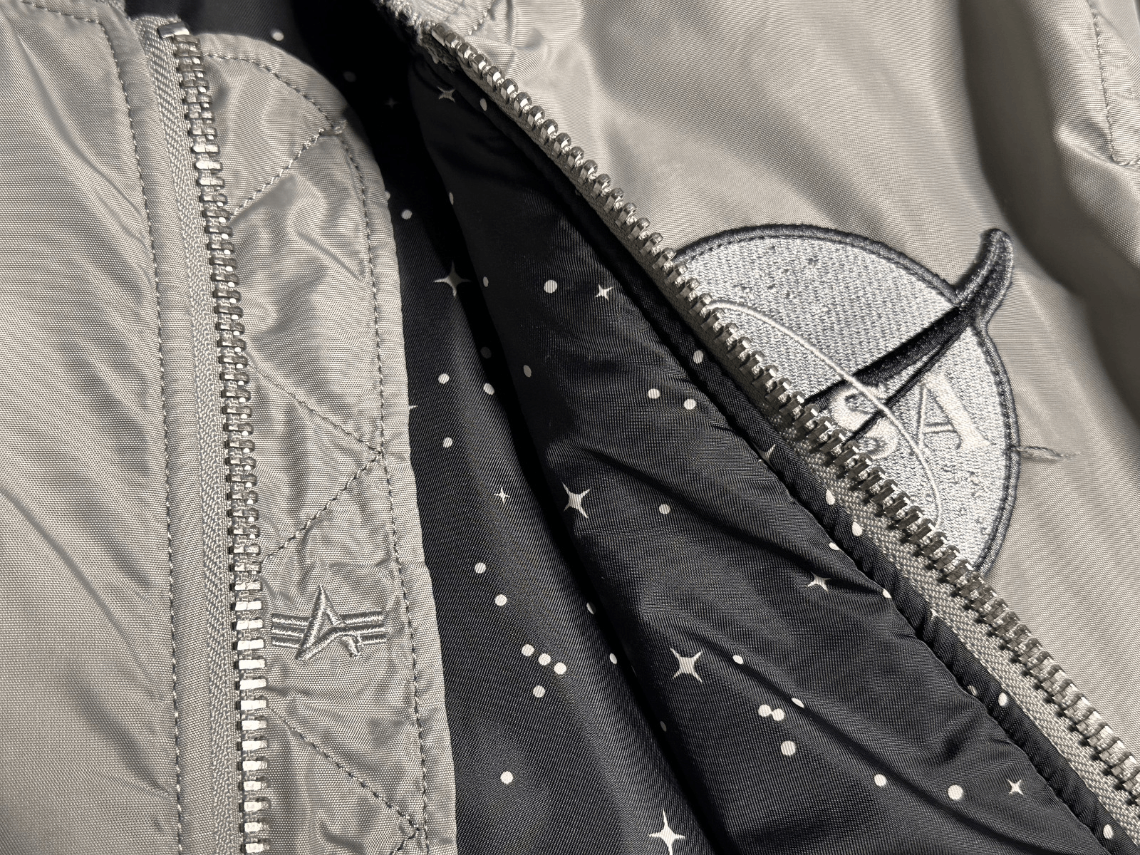 Alpha Industries Alpha Industries flyer's man intermediate ma-1 M Size US M / EU 48-50 / 2 - 5 Thumbnail