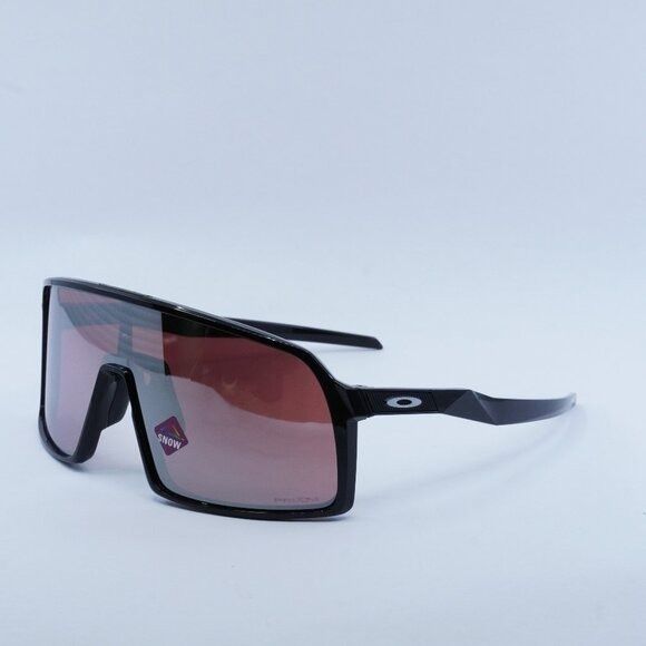 image of New Oakley Oo9406 2037 Sunglasses in Black, Men's