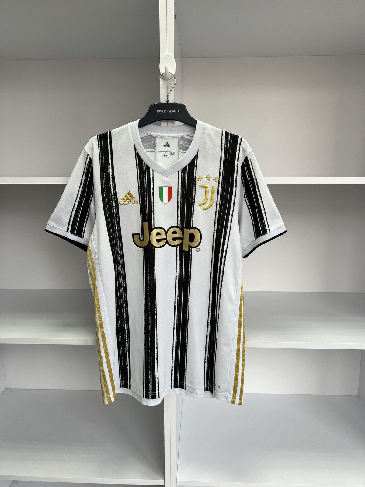 Adidas × Vintage JUVENTUS 2020 2021 HOME SHIRT FOOTBALL SOCCER JERSEY Size US L / EU 52-54 / 3 - 2 Thumbnail