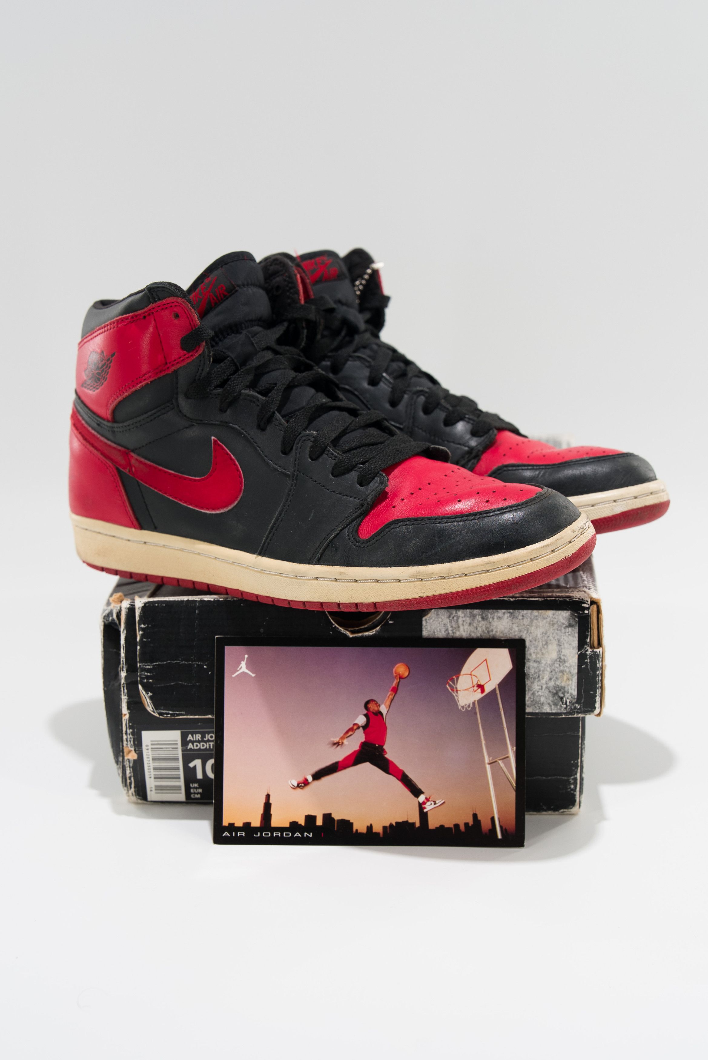 Jordan Brand Jordan 1 Retro Bred (2001) Size US 10.5 / EU 43-44 - 18 Thumbnail