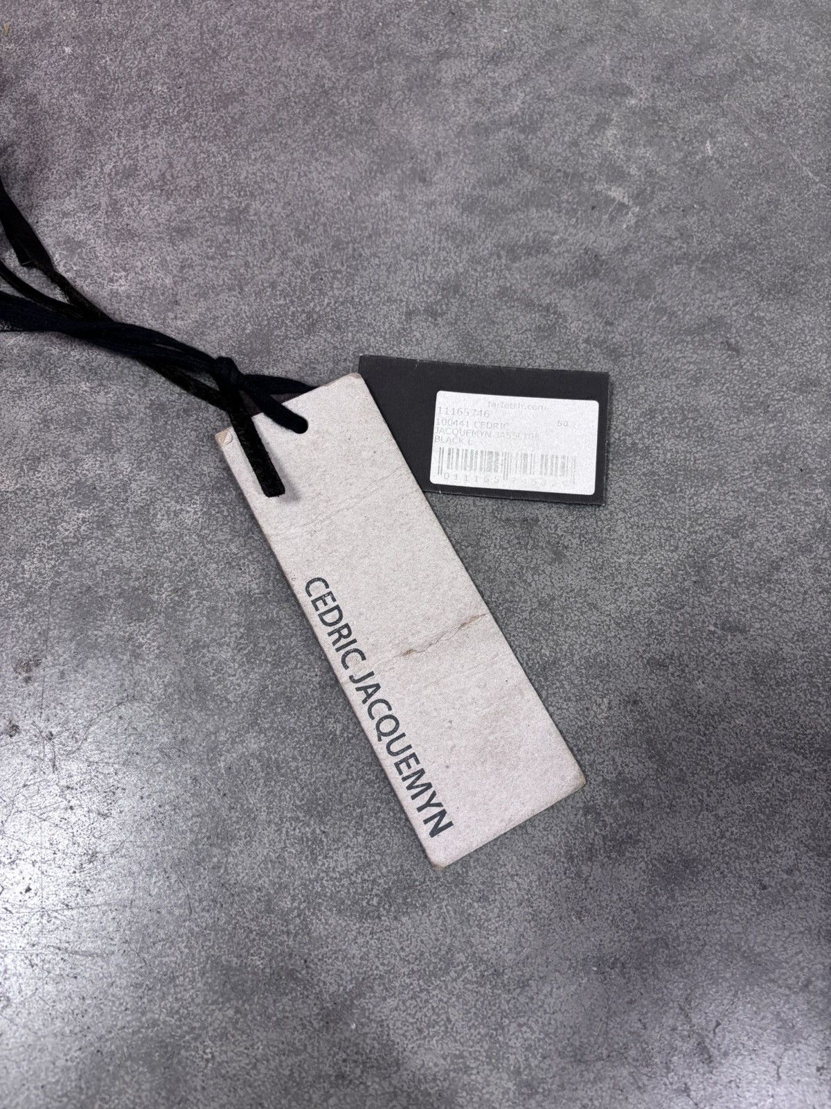 Cedric Jacquemyn A/W 15-16 assymetric zipped jacket